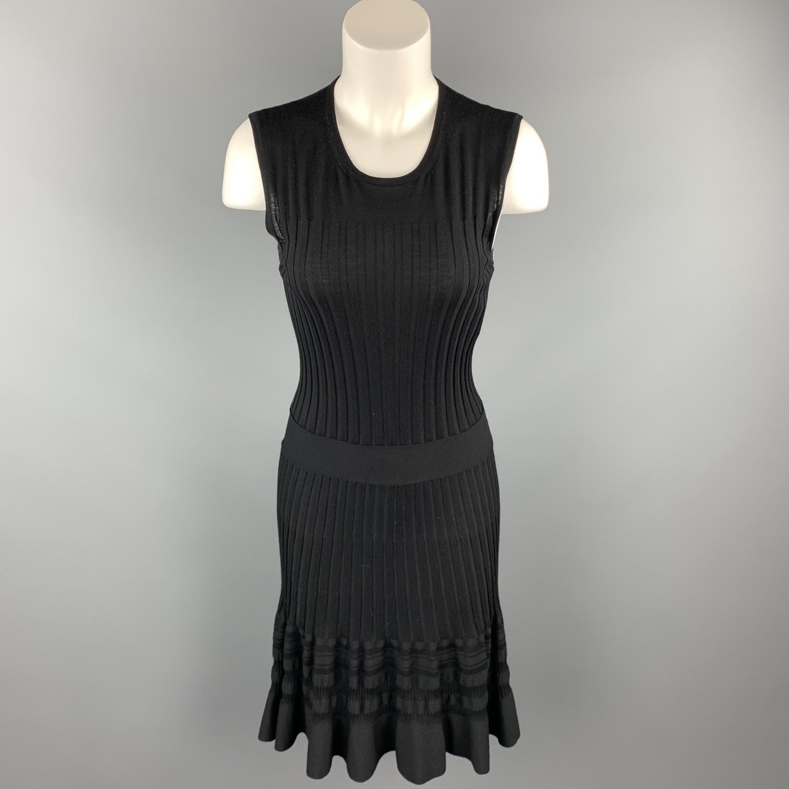 Emilio Pucci Size L Black Ribbed Knit Virgin Wool Sleeveless Dress
